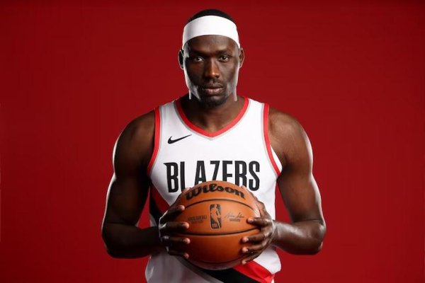 启盈优配 进入轮换，开拓者替补中锋杜普-里斯出场7分钟2投0中，正负值+4